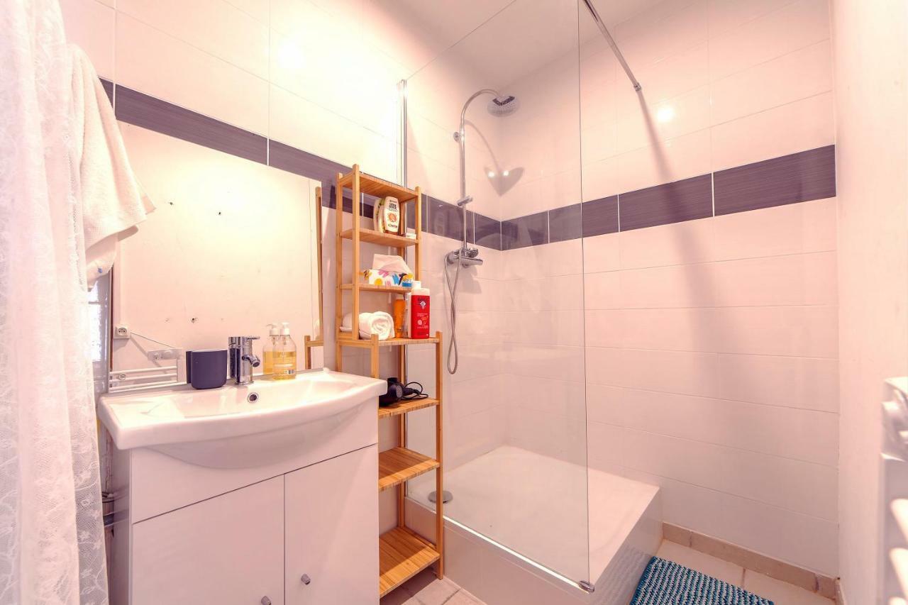Lovely Large Familial Apartment In Central Nice, Ten Minutes Walk To The Beach! エクステリア 写真